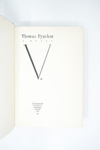 Load image into Gallery viewer, V.